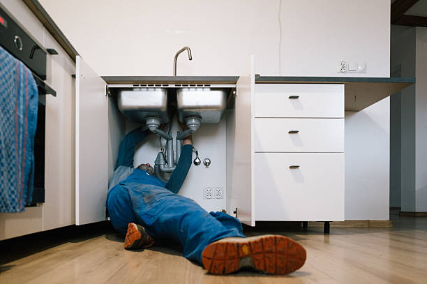 Professional Drain Cleaning technician working in Hood River, OR